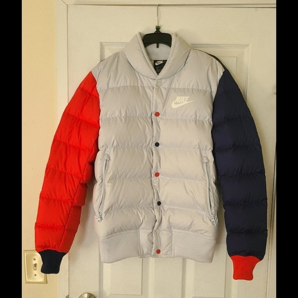 Nike windbreaker jacket